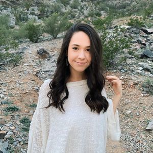 Meet your Posher, Danielle